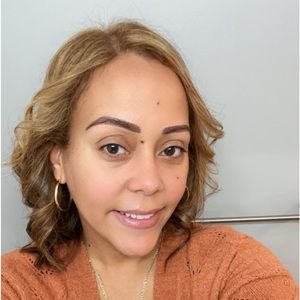 Meet your Posher, Yashira